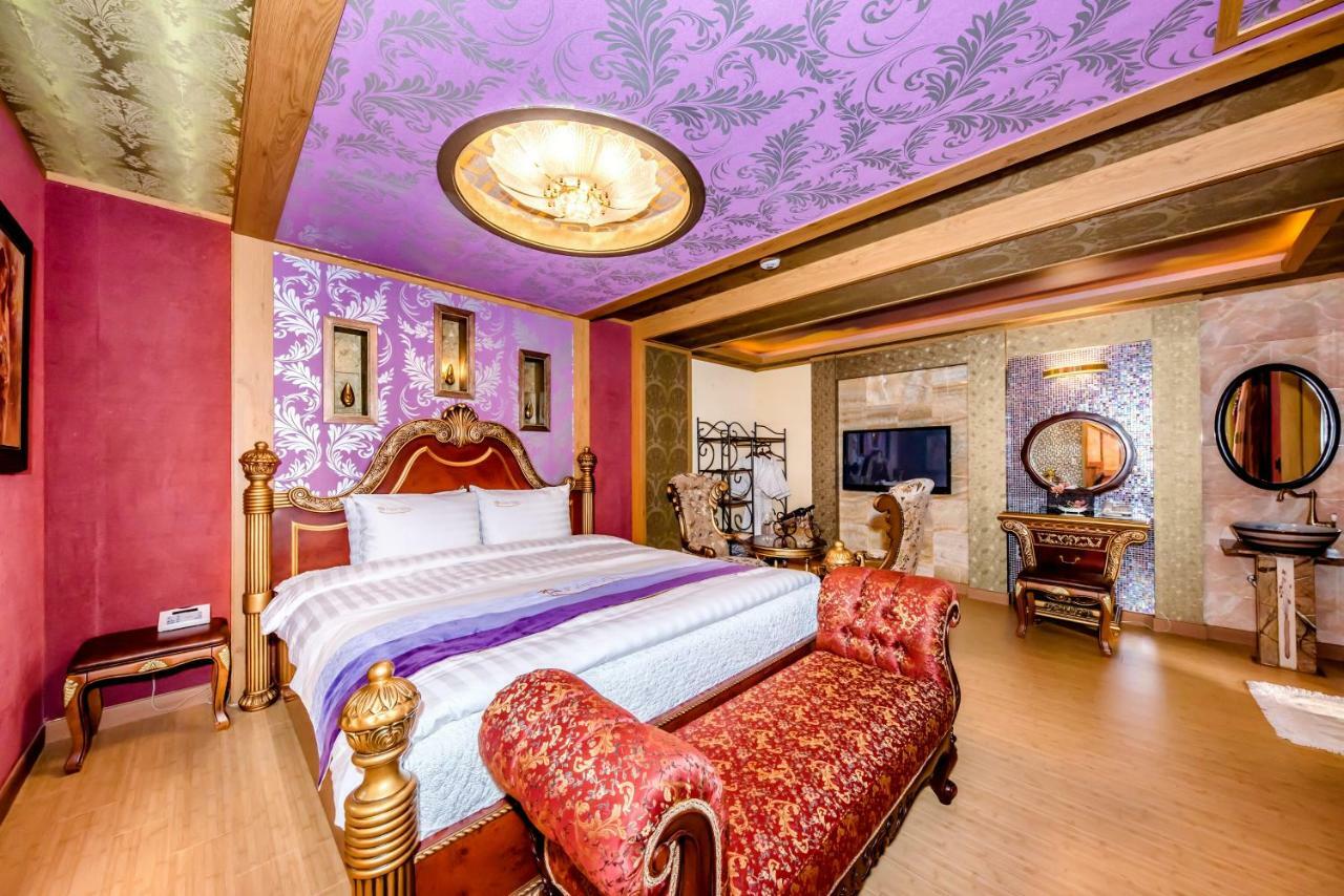 Palm Valley Resort Seogwipo Eksteriør billede