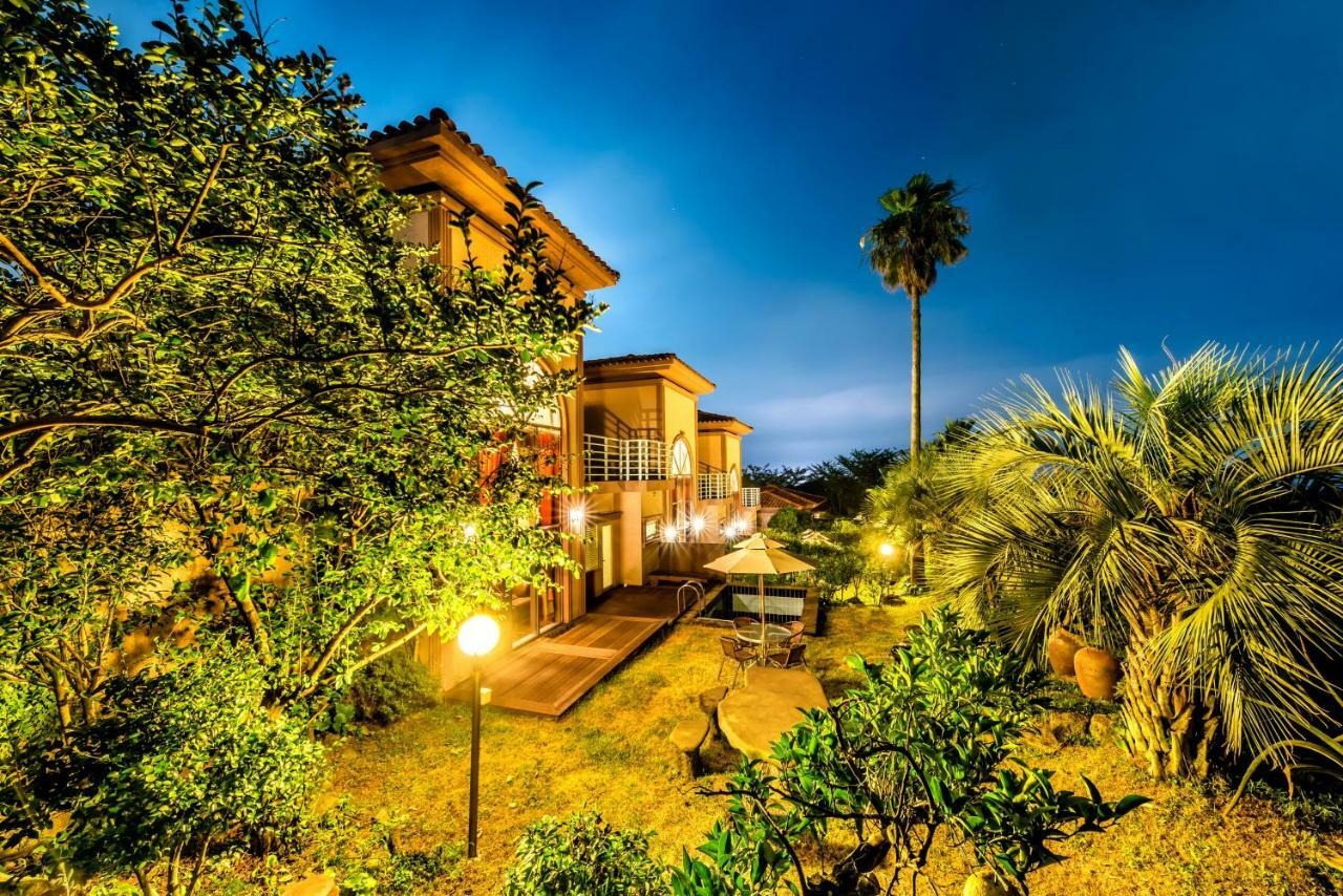 Palm Valley Resort Seogwipo Eksteriør billede